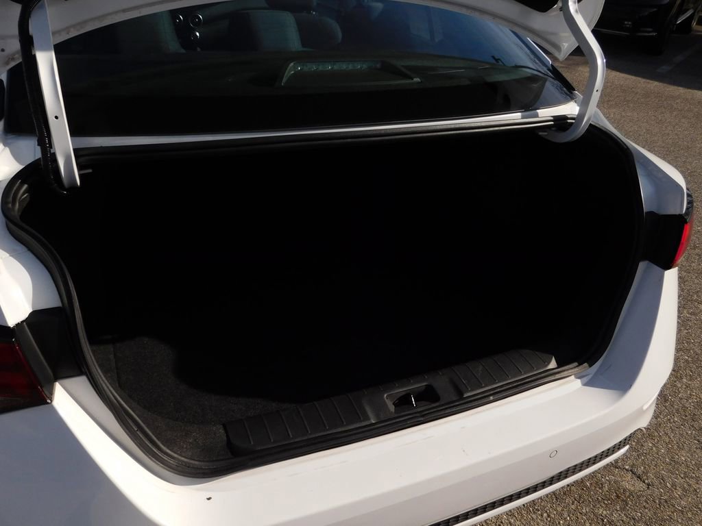 Used 2023 Nissan Sentra SV image 6