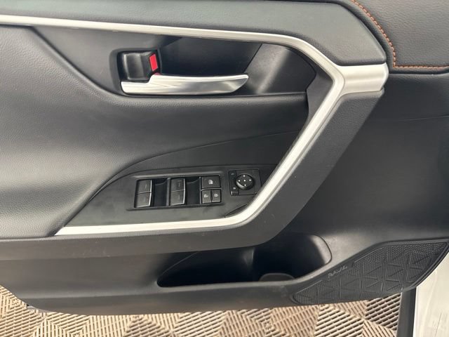 Used 2024 Toyota RAV4 Adventure AWD/4WD image 18