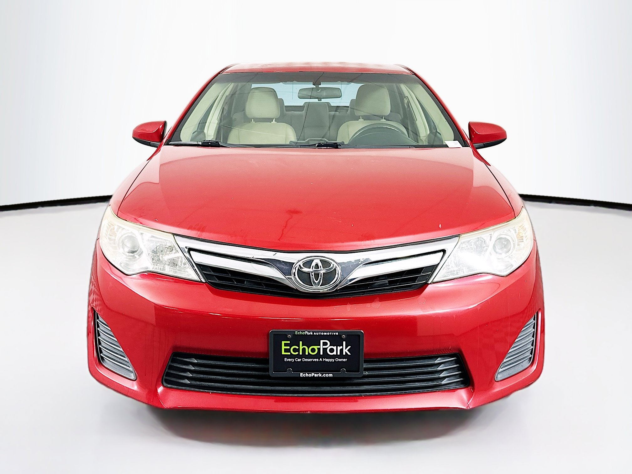 Used 2012 Toyota Camry LE FWD image 2