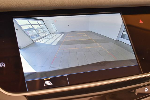 Used 2022 Cadillac XT5 Premium Luxury w/ LPO, Floor Liner Package AWD/4WD image 30