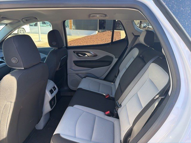 Used 2022 GMC Terrain SLE w/ Driver Convenience Package image 10