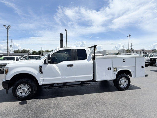 Used 2018 Ford F250 XL w/ Power Equipment Group AWD/4WD image 9