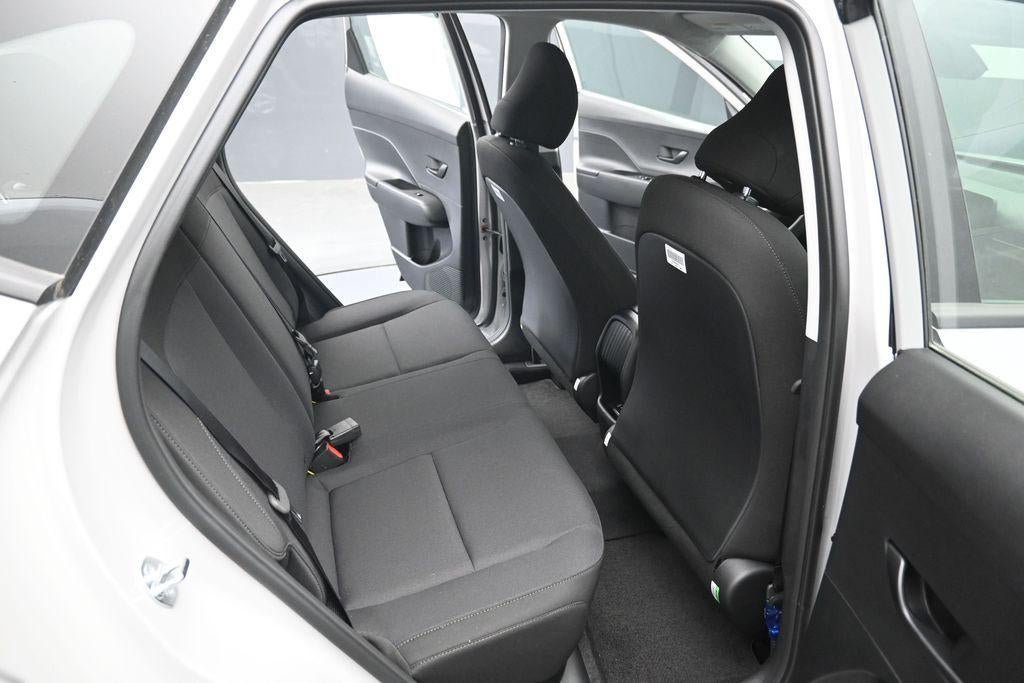 New 2027 Hyundai Kona SE FWD image 29