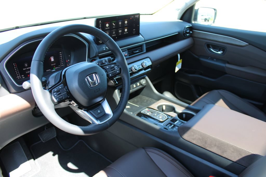 New 2026 Honda Pilot Elite image 2