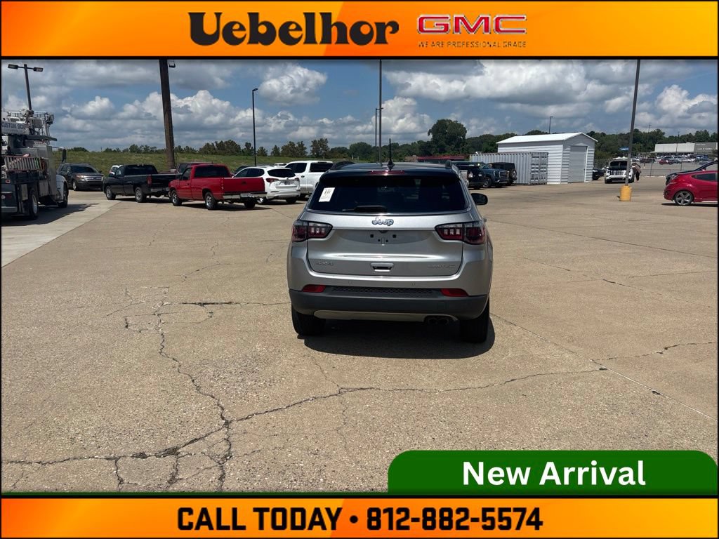 Used 2021 Jeep Compass Limited w/ Sun and Sound Group AWD/4WD image 7