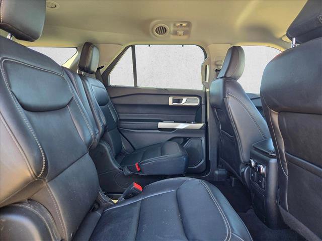 Used 2023 Ford Explorer Limited image 14