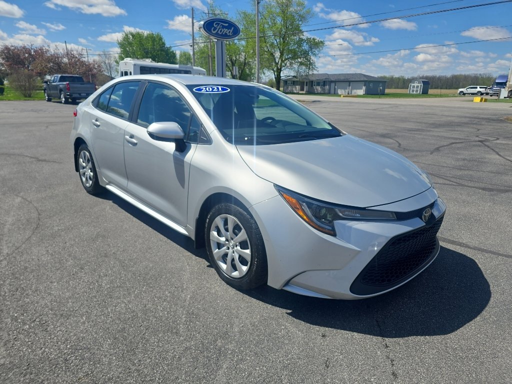 Used 2021 Toyota Corolla LE FWD image 4