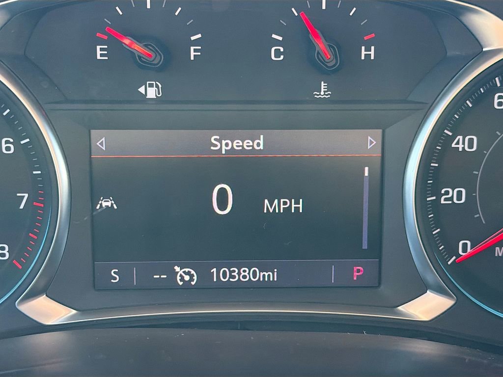 Used 2023 Chevrolet Traverse LT image 12