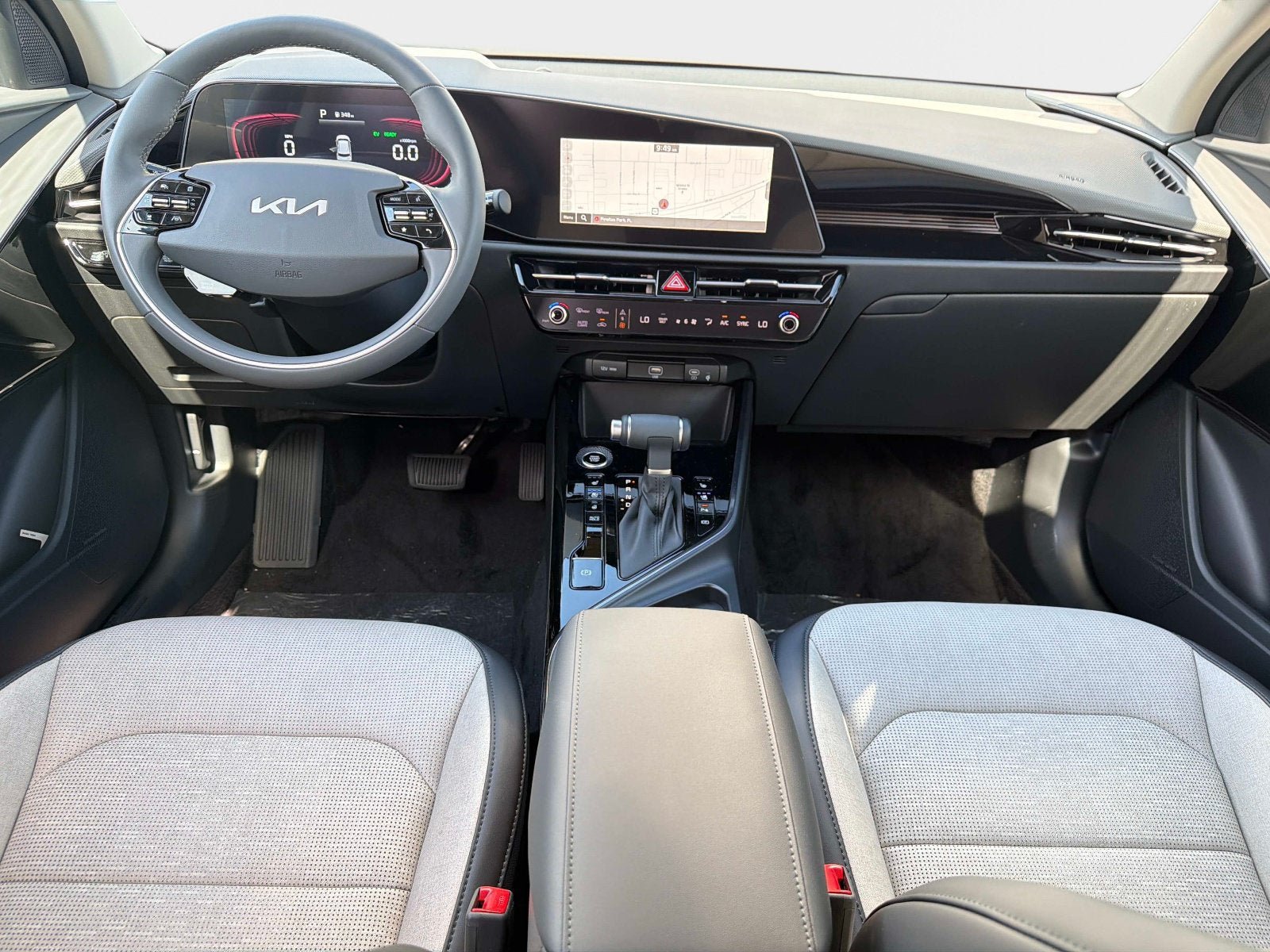 New 2026 Kia Niro FWD image 12