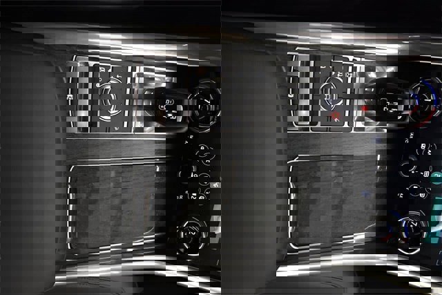 Used 2022 Land Rover Range Rover Sport HSE Silver Edition image 21