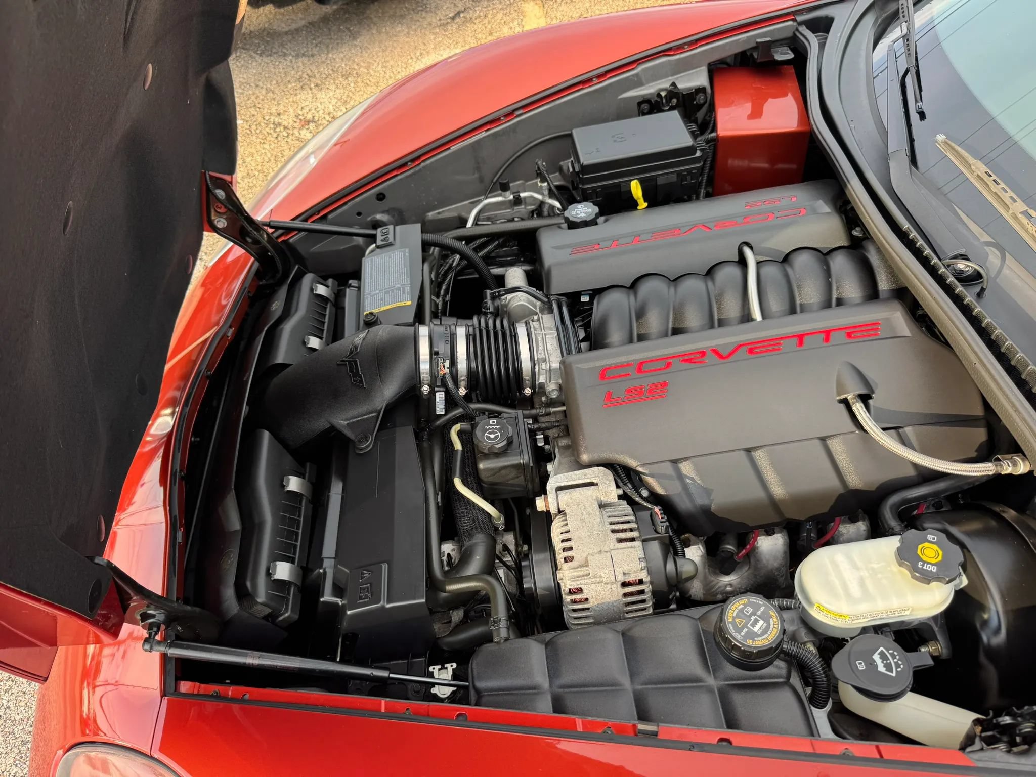 Used 2005 Chevrolet Corvette Coupe w/ Preferred Equipment Group RWD image 38