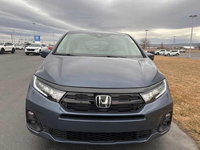 New 2026 Honda Odyssey Touring image 8