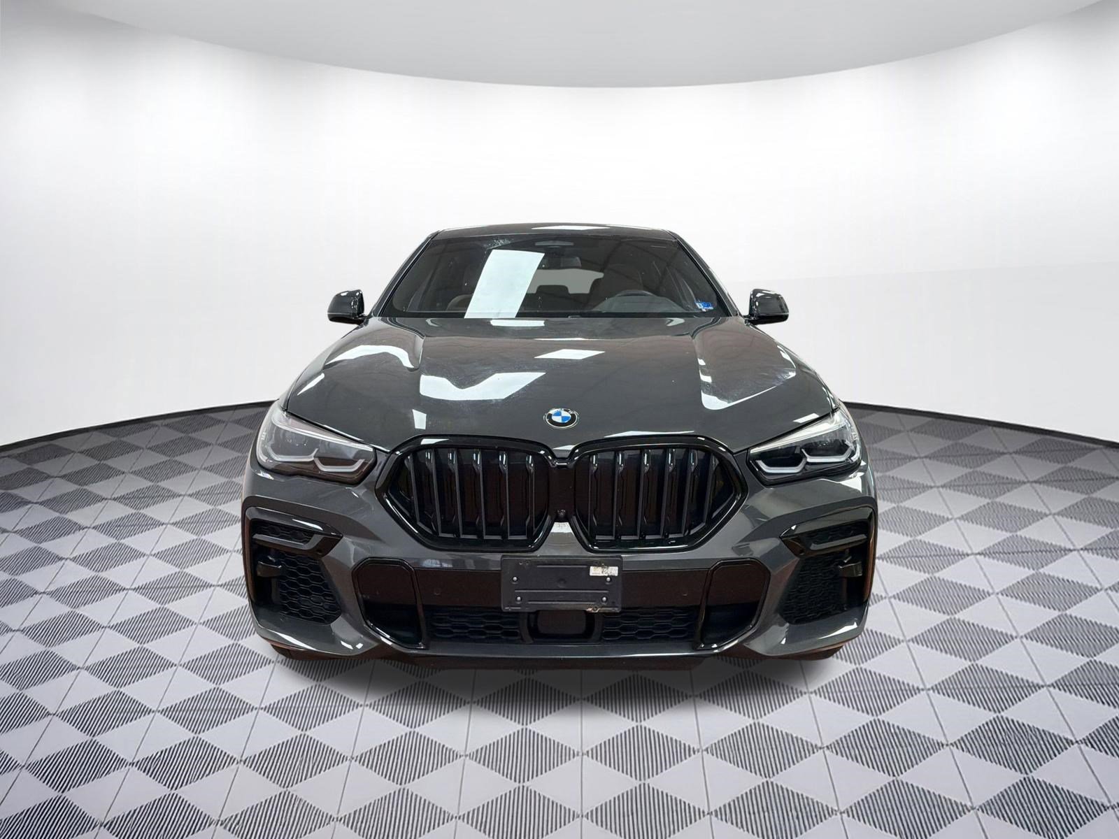 Certified 2023 BMW X6 M50i AWD/4WD image 5