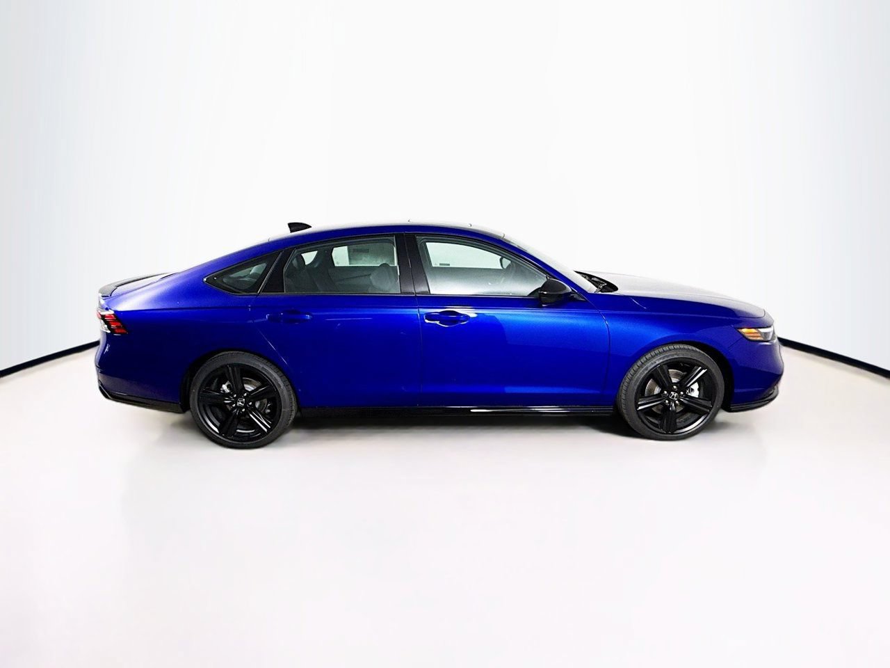 Used 2024 Honda Accord Sport image 10