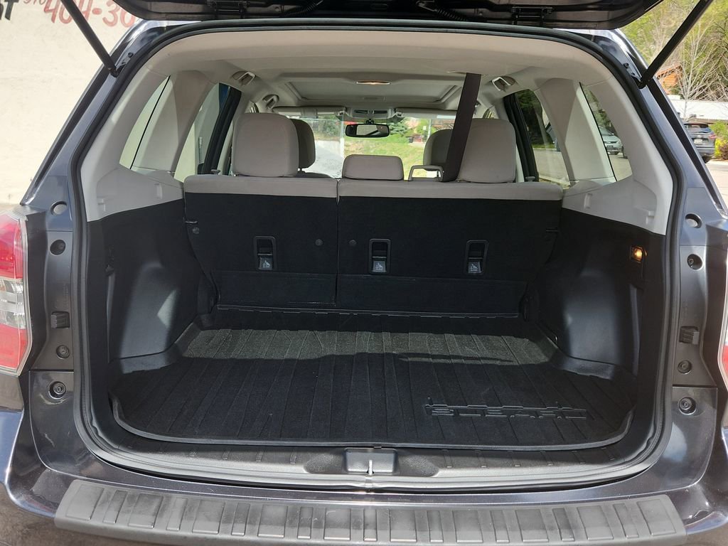 Used 2015 Subaru Forester 2.5i Premium w/ All-Weather Package AWD/4WD image 15