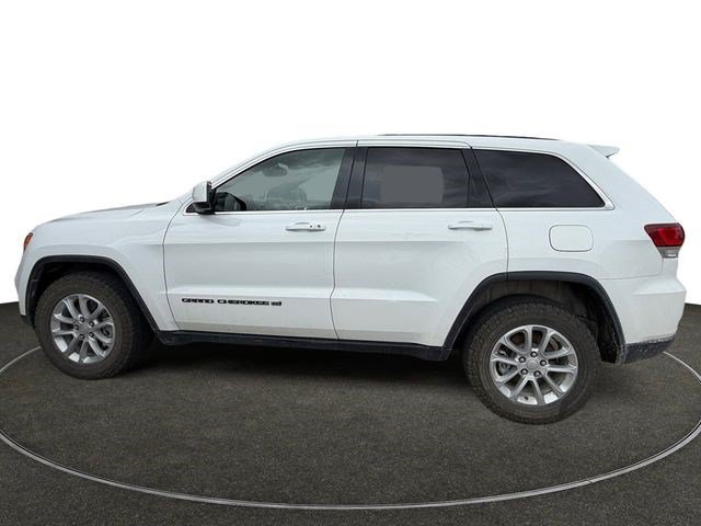 Used 2022 Jeep Grand Cherokee Laredo E w/ Security & Convenience Group AWD/4WD image 2