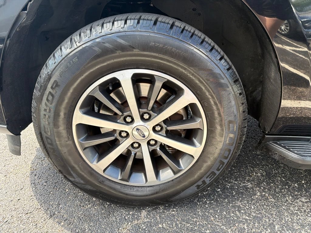 Used 2019 Ford Expedition Max XLT AWD/4WD image 12