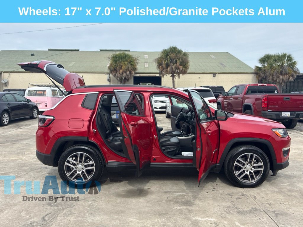 Used 2020 Jeep Compass Latitude FWD image 19