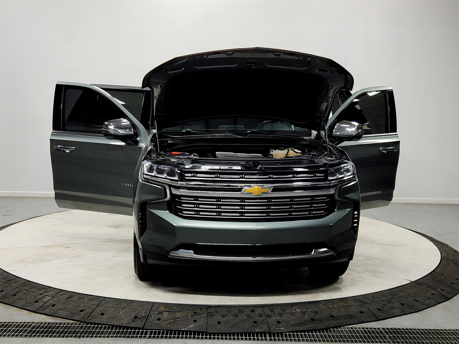 Used 2023 Chevrolet Tahoe Premier image 10