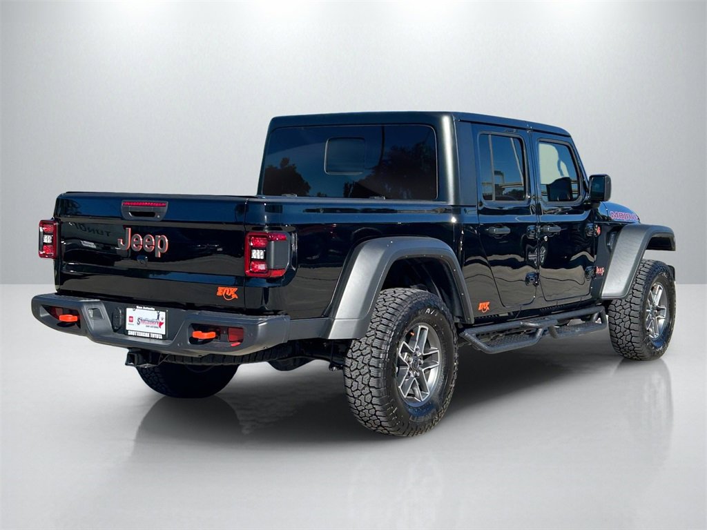 Used 2025 Jeep Gladiator Mojave w/ Safety Group image 5