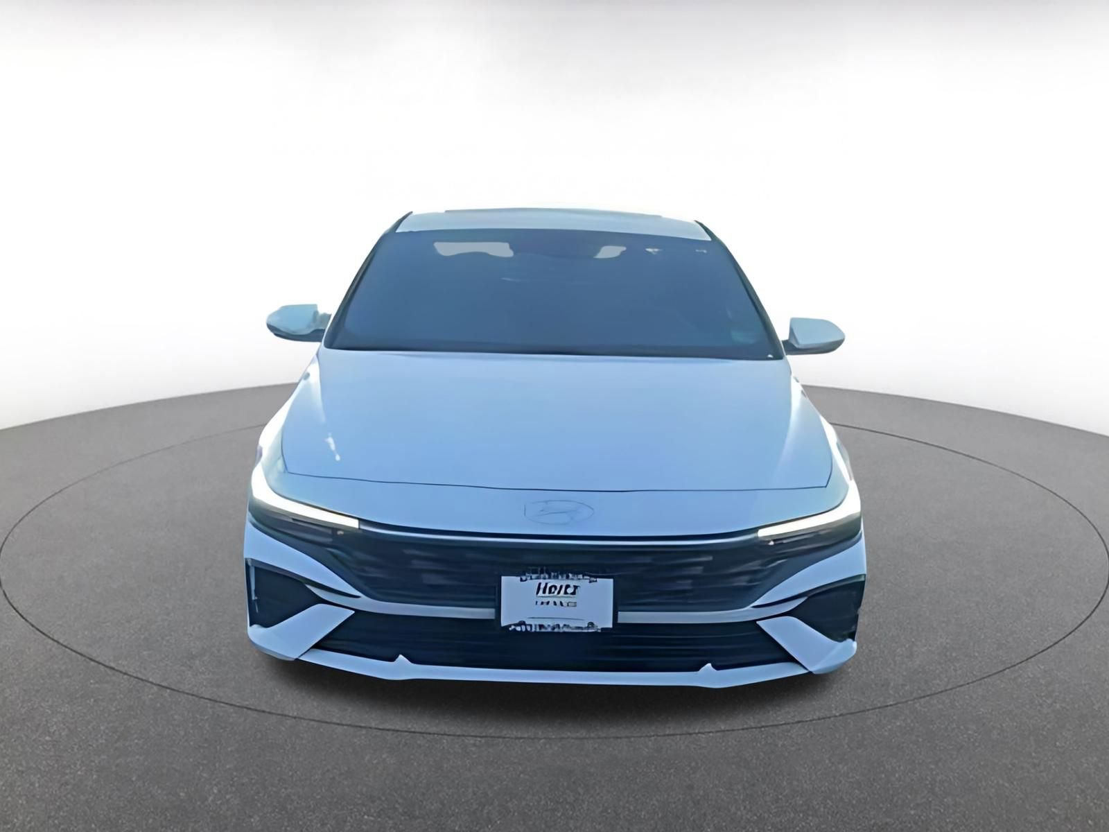 Used 2025 Hyundai Elantra Limited image 16