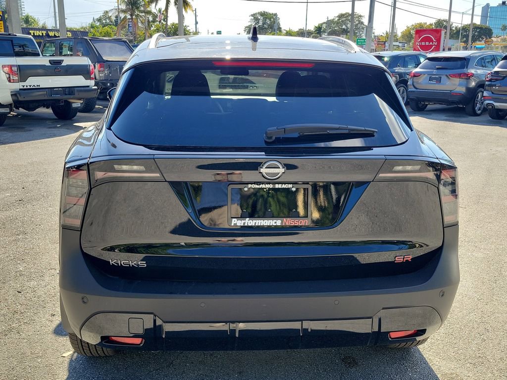 New 2026 Nissan Kicks SR image 6