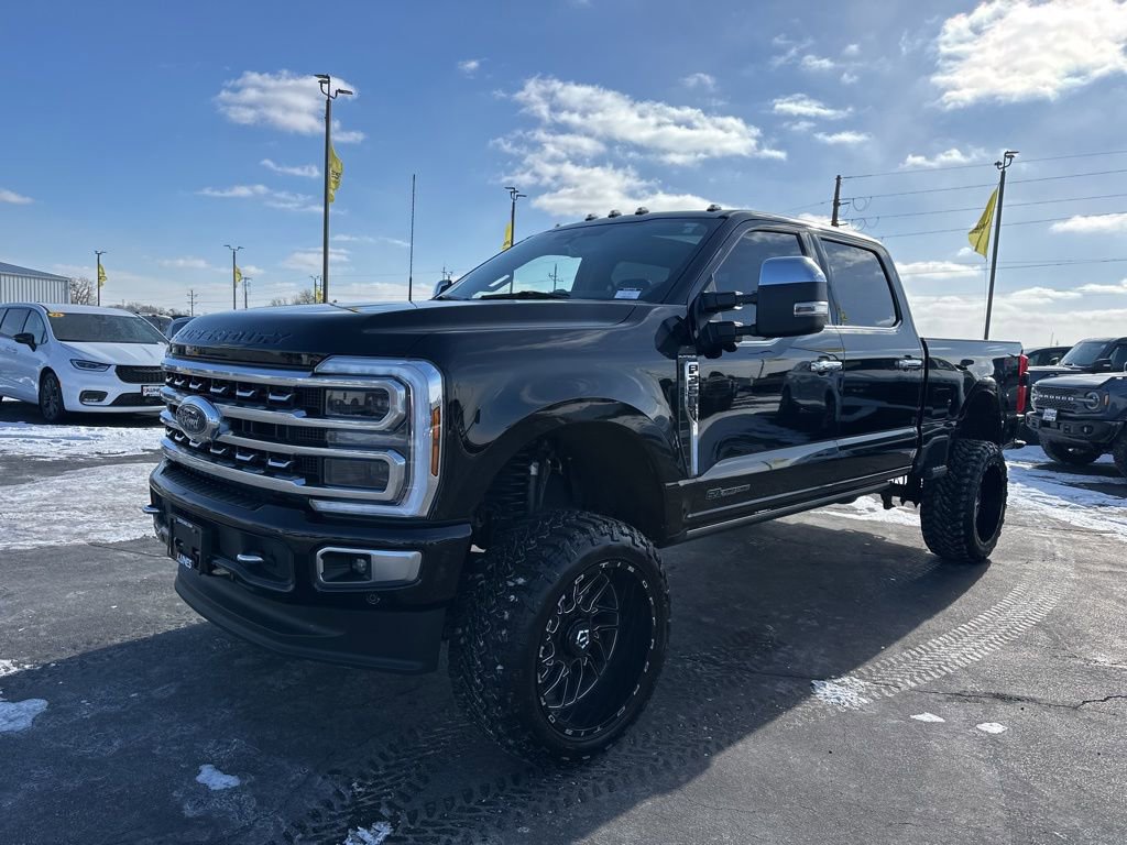 Used 2024 Ford F350 Platinum w/ FX4 Off-Road Package image 17