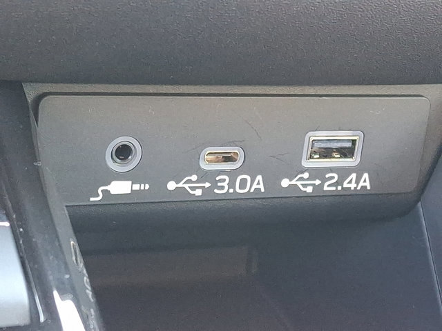 Certified 2025 Subaru Legacy Limited image 24