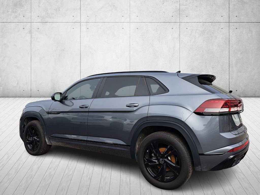 Used 2025 Volkswagen Atlas Cross Sport SEL R-Line image 7