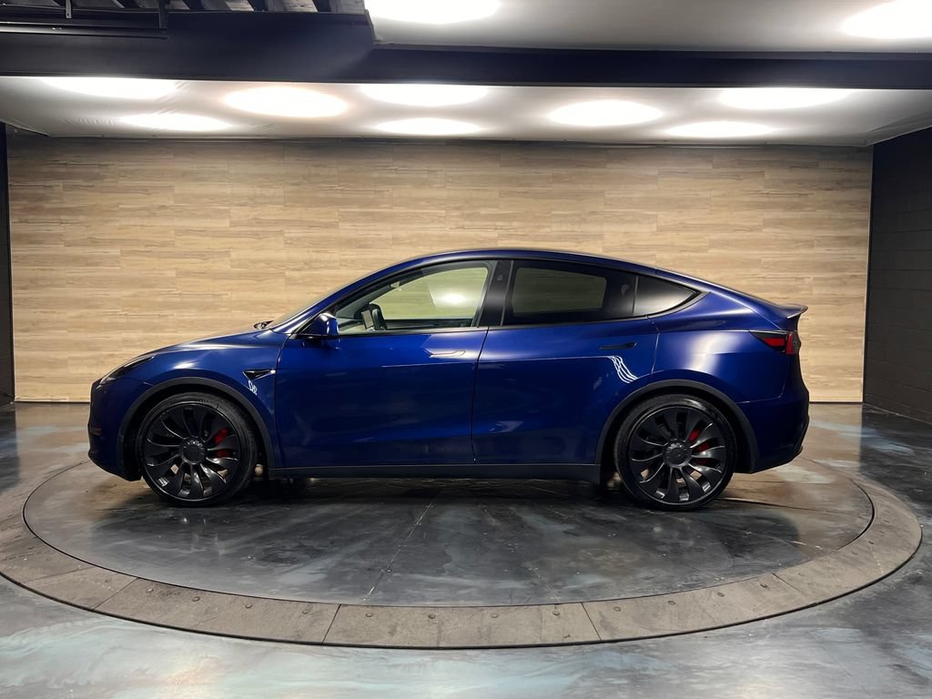 Used 2023 Tesla Model Y Performance AWD/4WD image 23