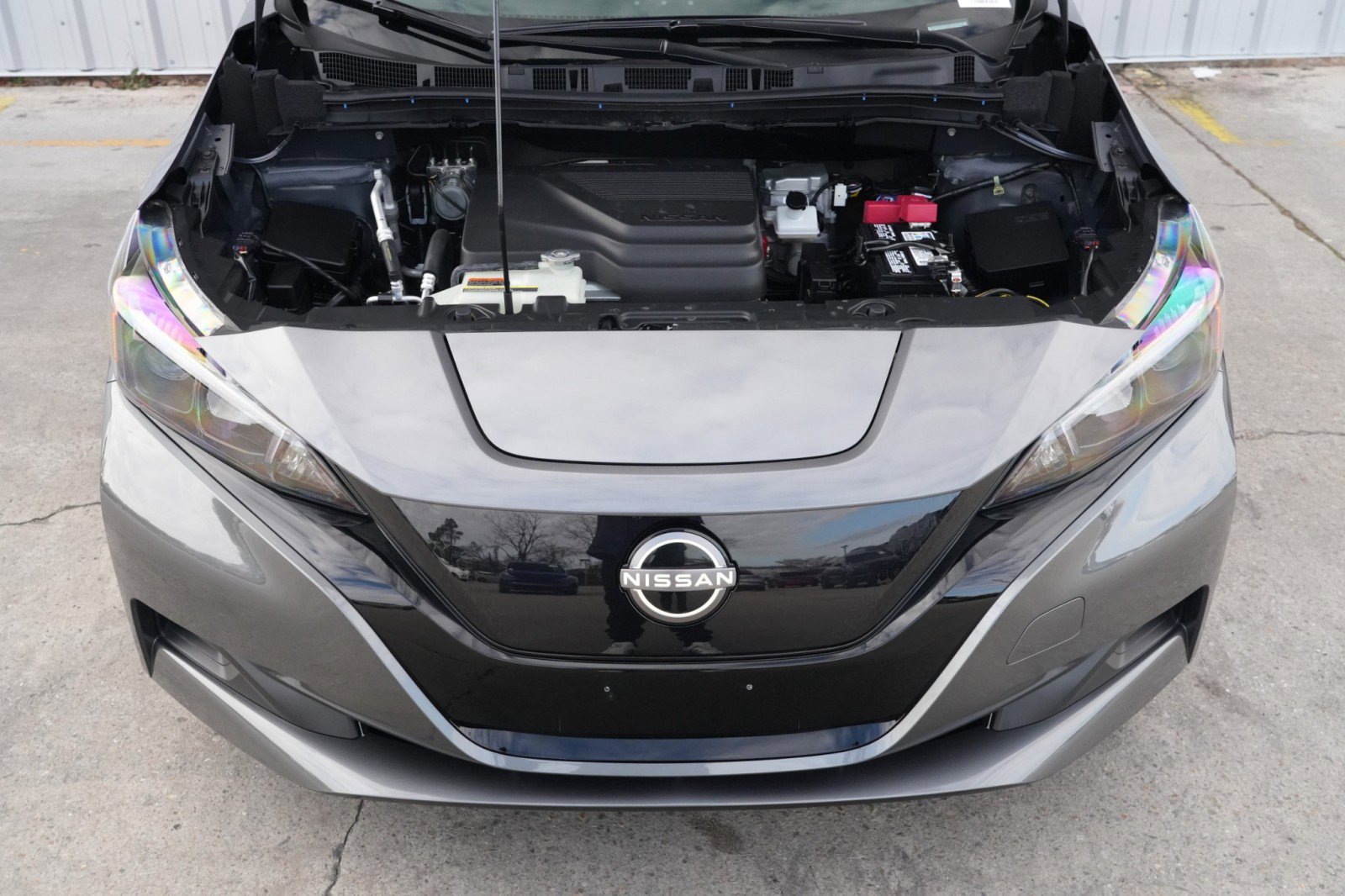 Used 2025 Nissan Leaf S image 6