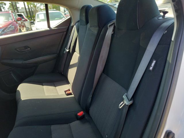 Certified 2025 Nissan Sentra SV image 18