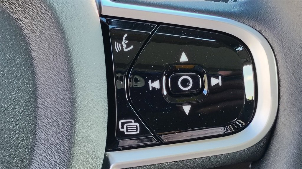 New 2026 Volvo XC90 B6 Ultra image 15