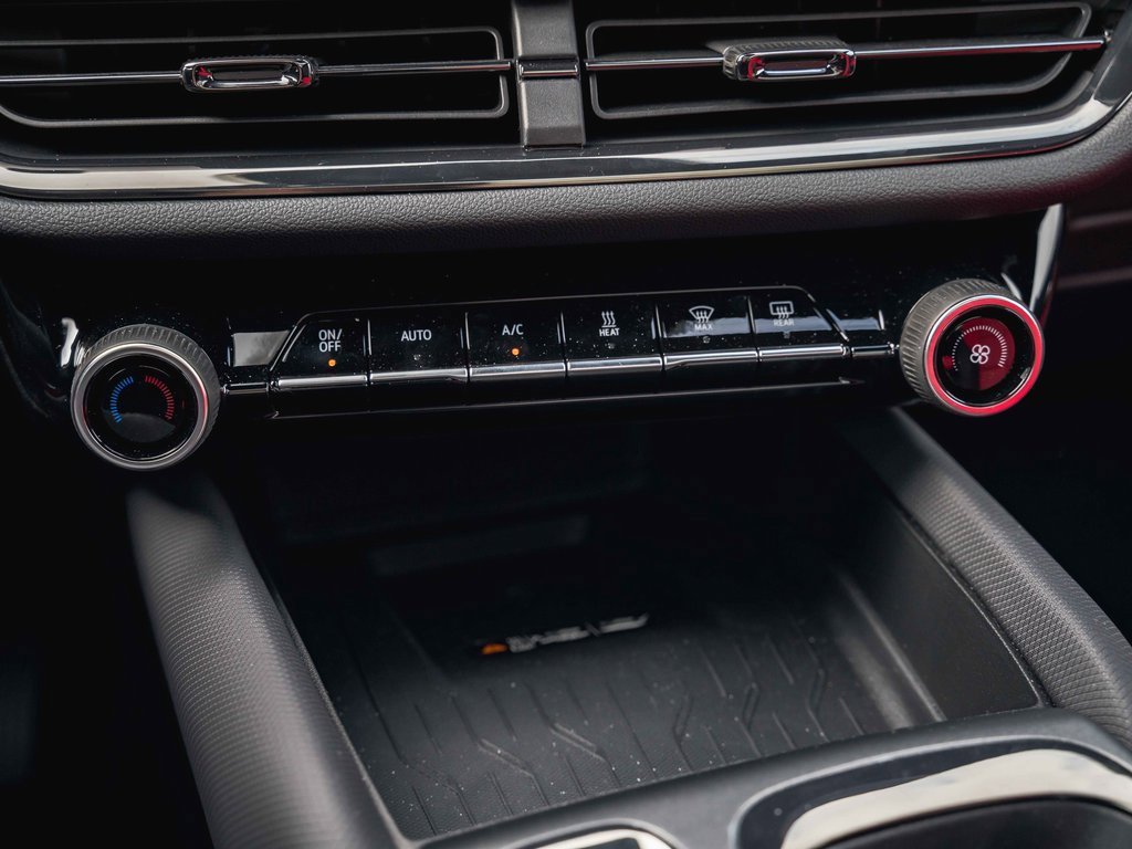 New 2025 Chevrolet Equinox EV RS image 39