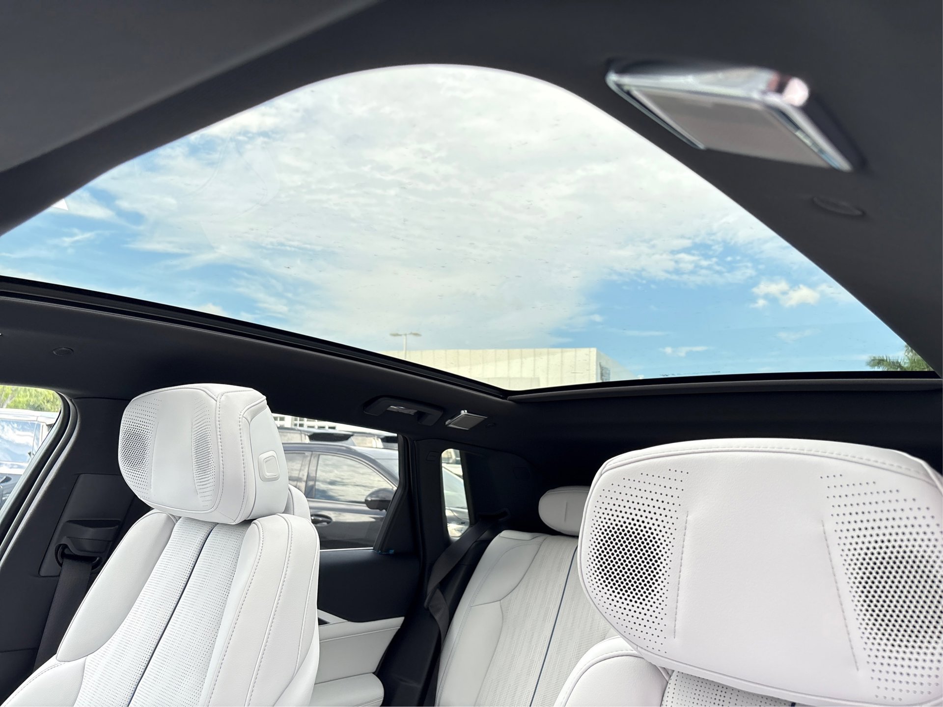 New 2026 Cadillac Lyriq Premium Luxury RWD image 30