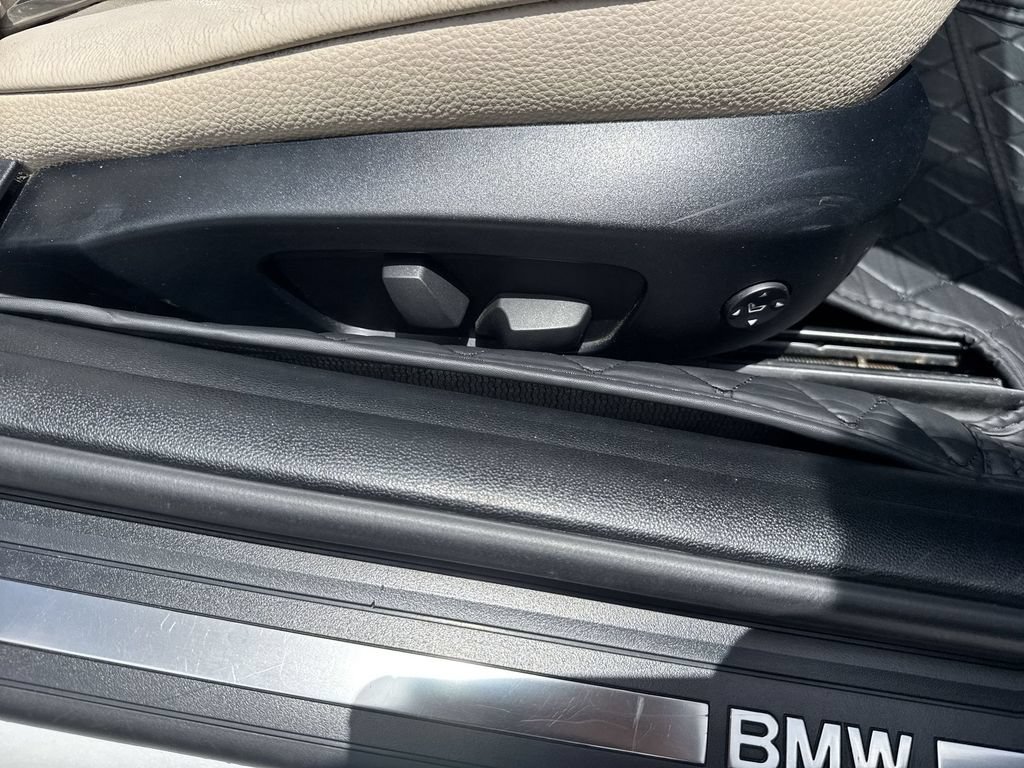 Used 2012 BMW 328i Convertible RWD image 45
