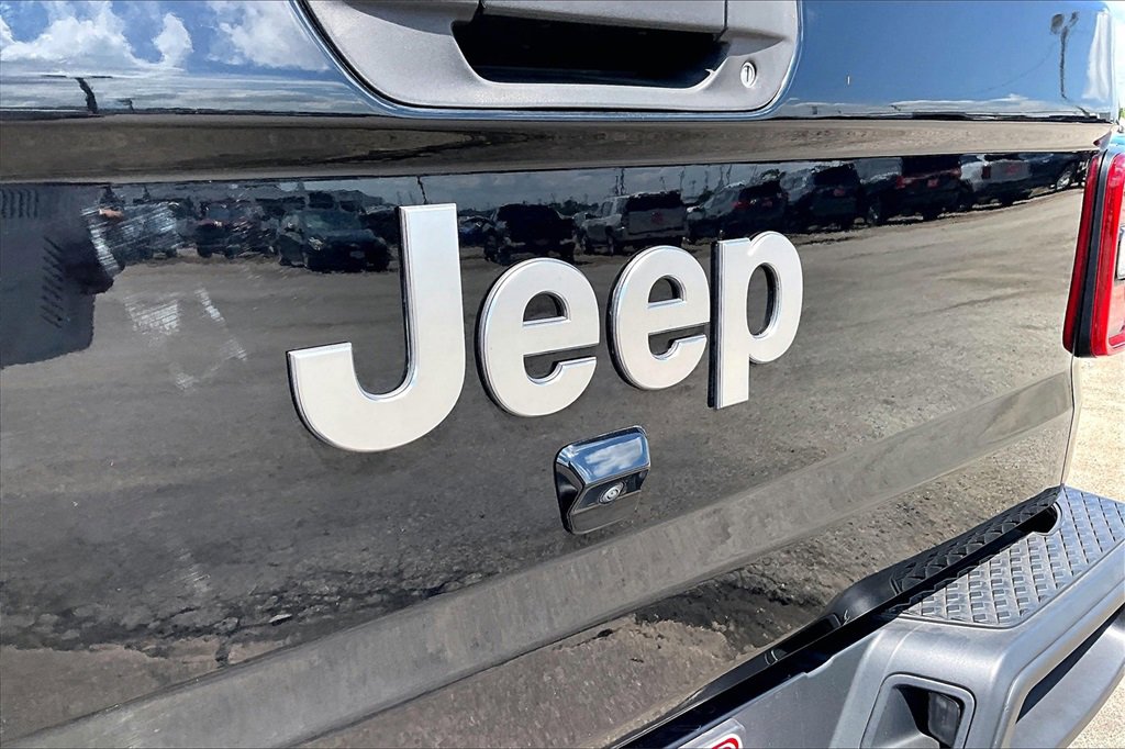Used 2020 Jeep Gladiator Overland image 27