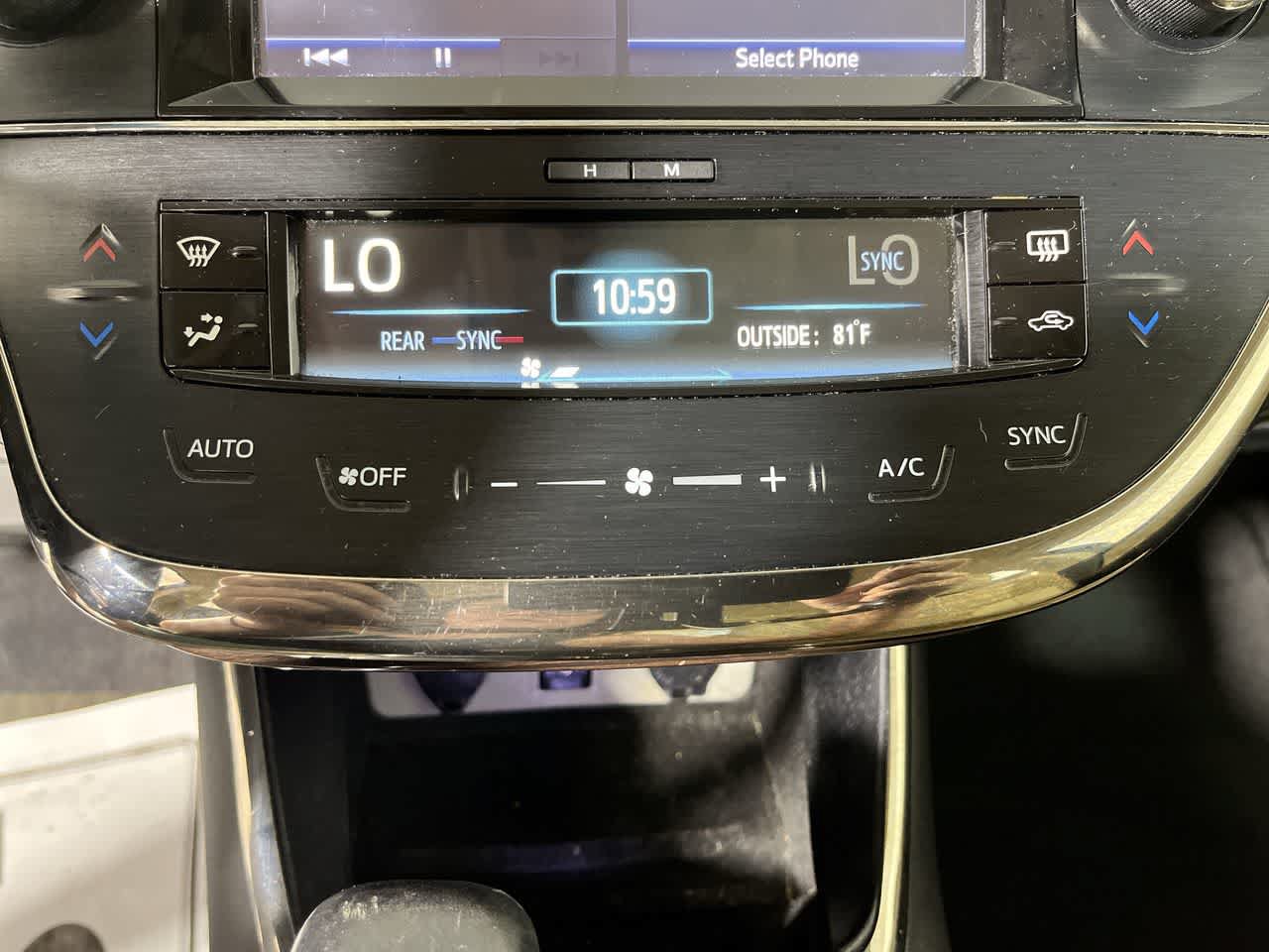 Used 2015 Toyota Avalon Limited FWD image 20