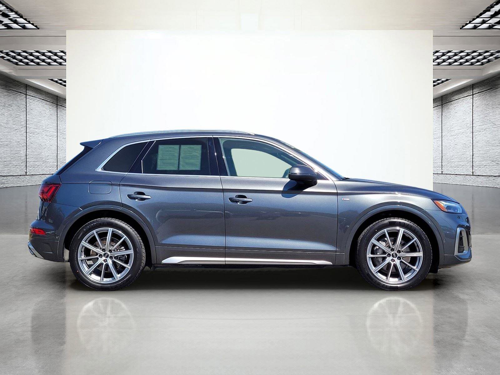 Used 2021 Audi Q5 e Prestige w/ Prestige Package image 6