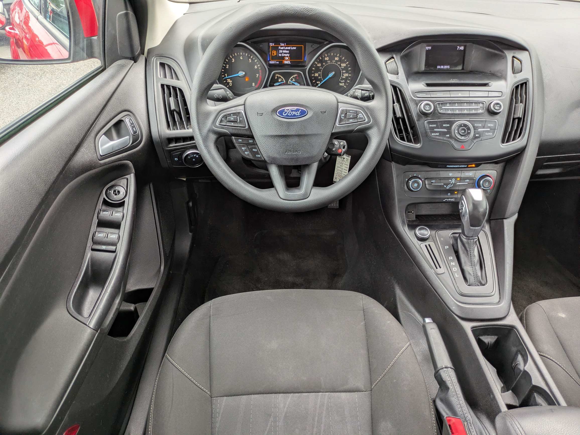 Used 2015 Ford Focus SE FWD image 18