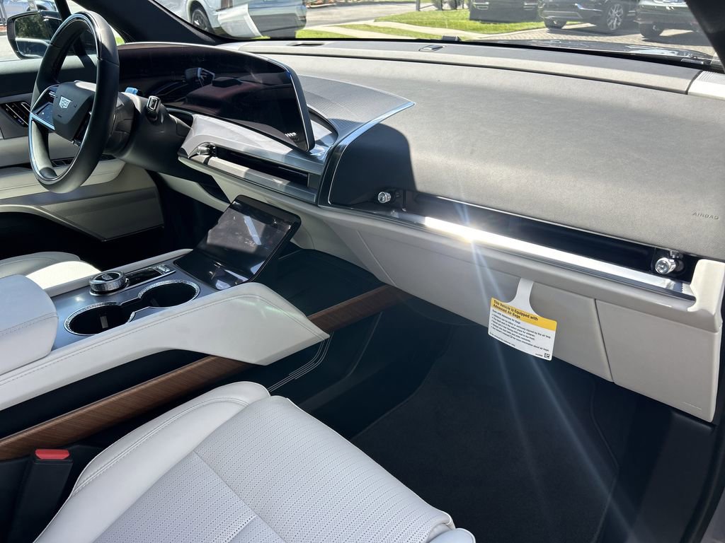 New 2026 Cadillac Vistiq Luxury image 12