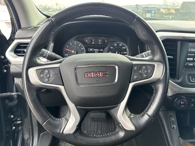 Used 2018 GMC Acadia SLE image 16
