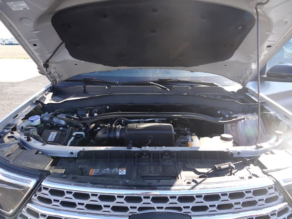 Used 2022 Ford Explorer Limited w/ Equipment Group 301A image 38