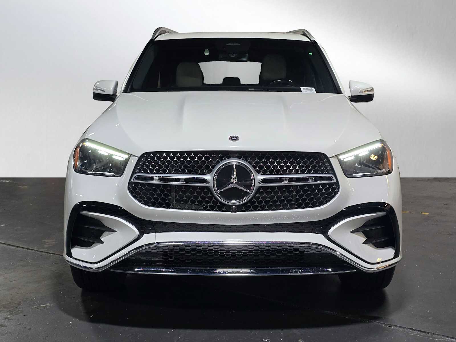 New 2026 Mercedes-Benz GLE 580 4MATIC image 2