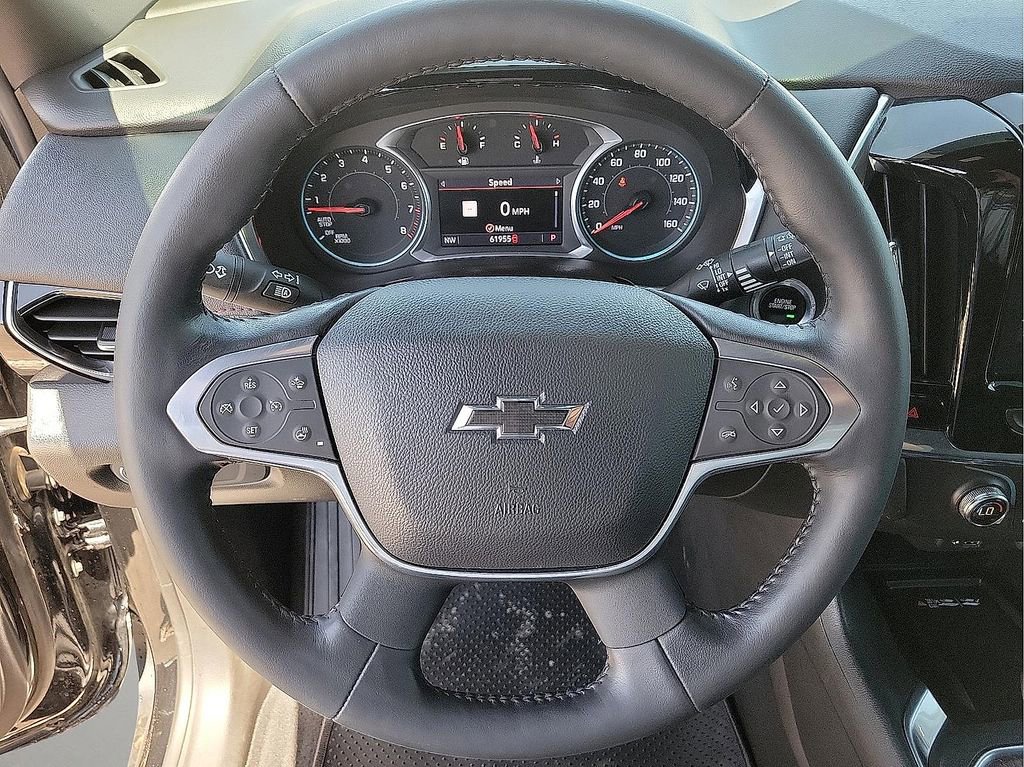 Used 2022 Chevrolet Traverse RS FWD image 16