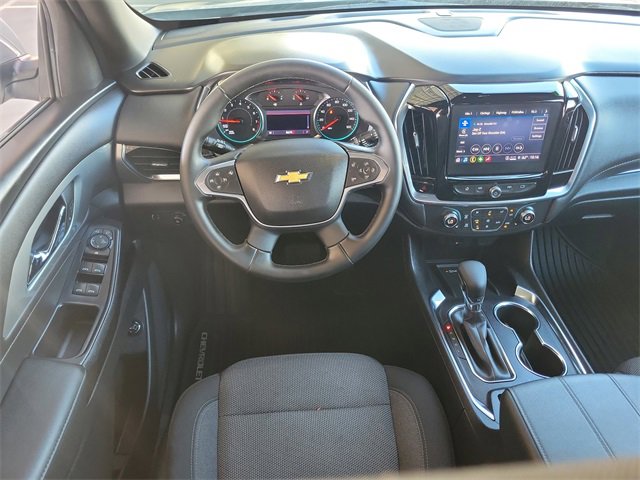 Used 2023 Chevrolet Traverse LT image 7