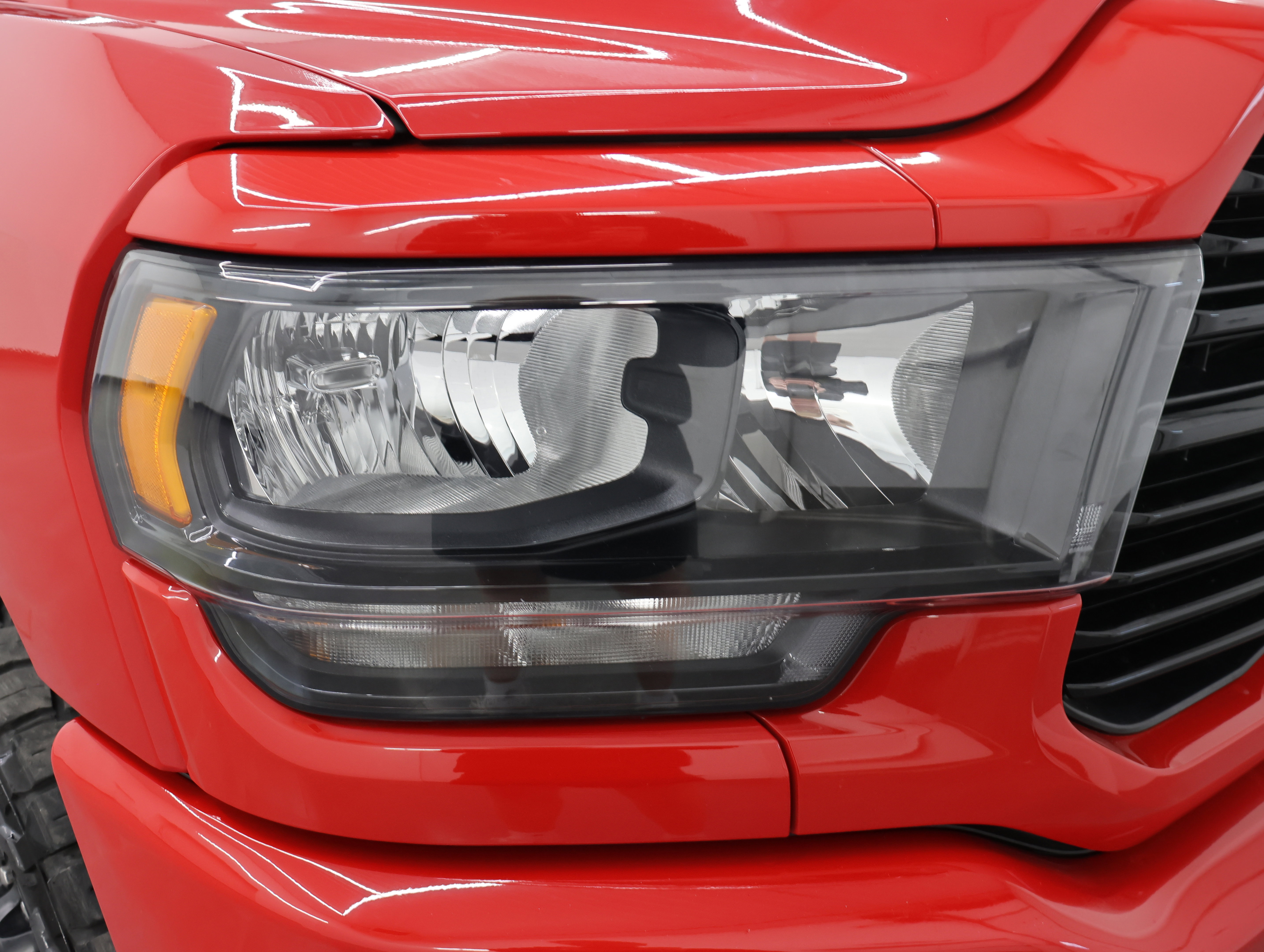 Used 2021 RAM 2500 Big Horn w/ Night Edition AWD/4WD image 22