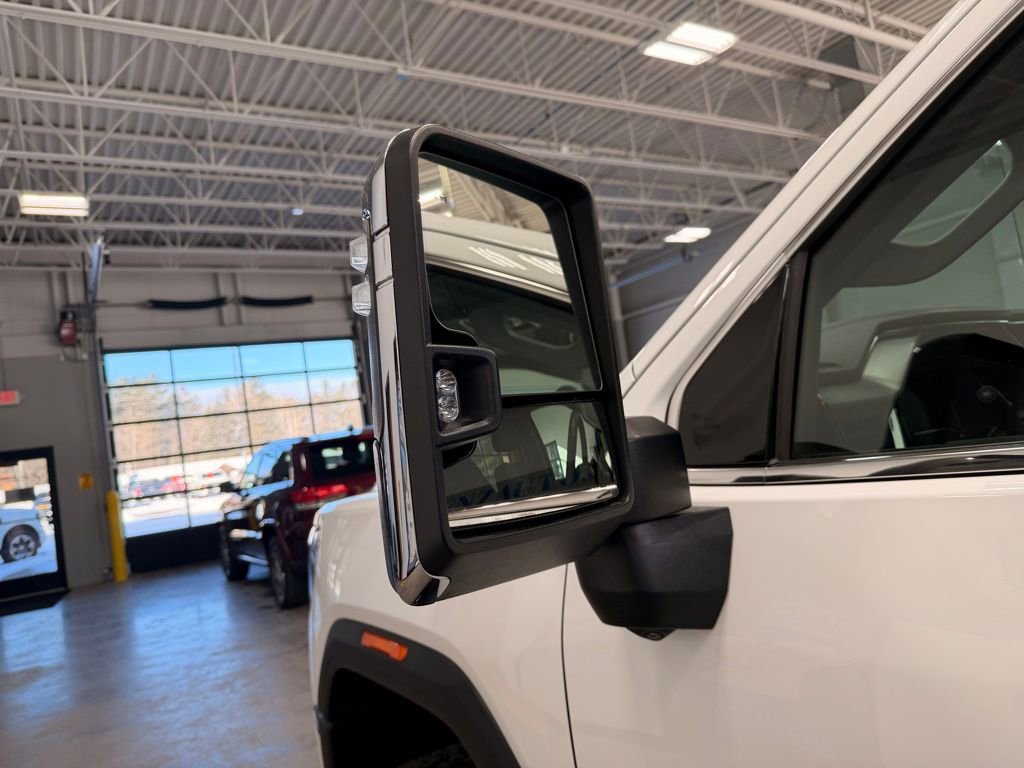 Used 2024 GMC Sierra 2500 Denali w/ Denali Reserve Package image 17