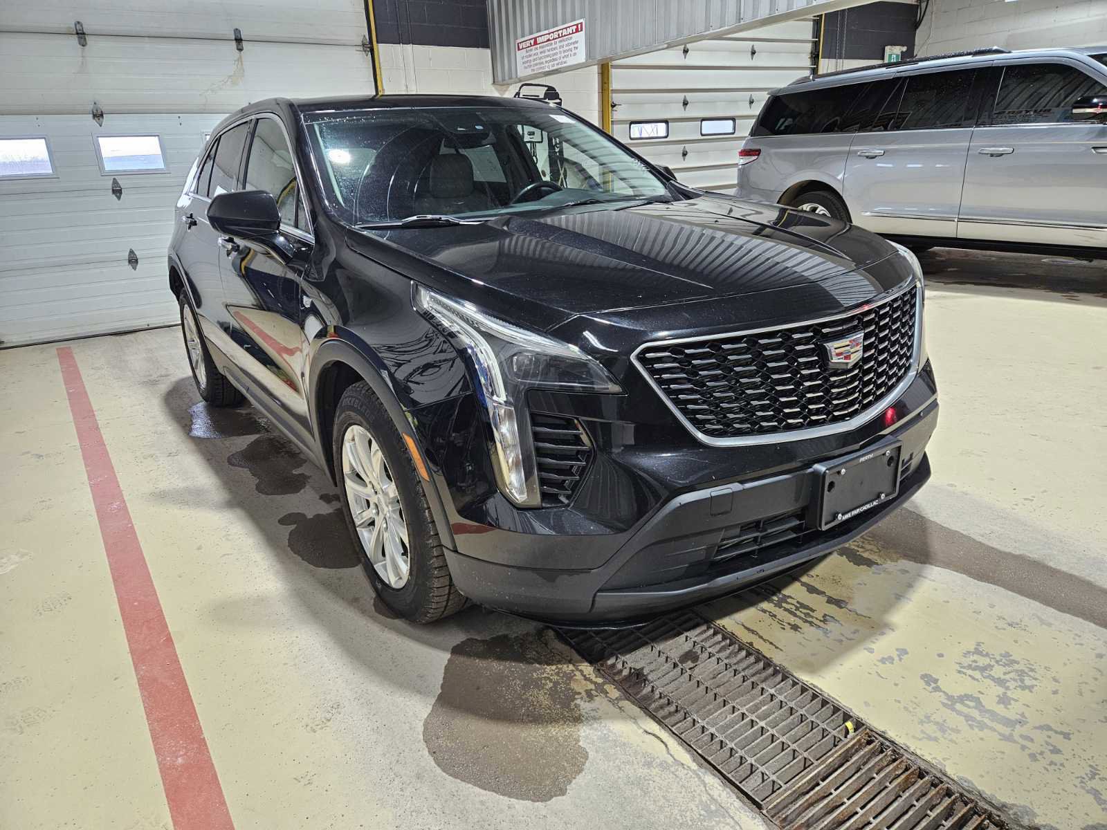 Used 2020 Cadillac XT4 Luxury AWD/4WD image 5