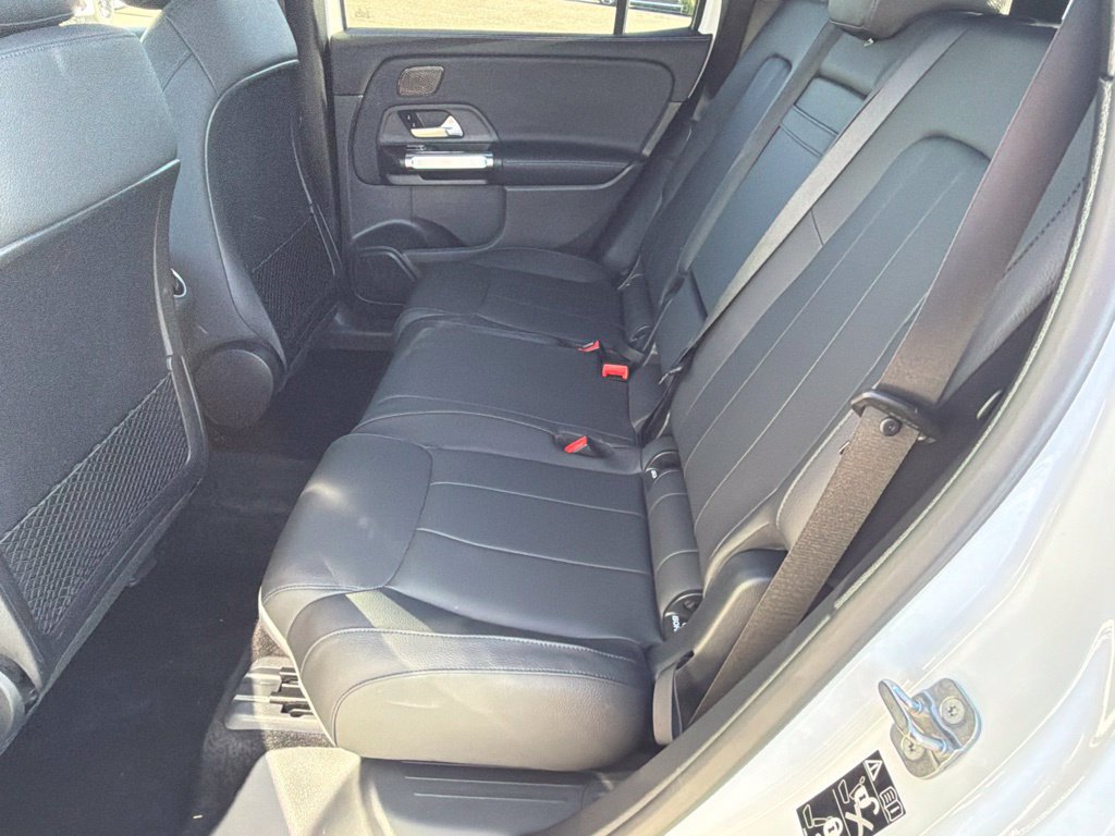 Used 2026 Mercedes-Benz GLB 250 image 34